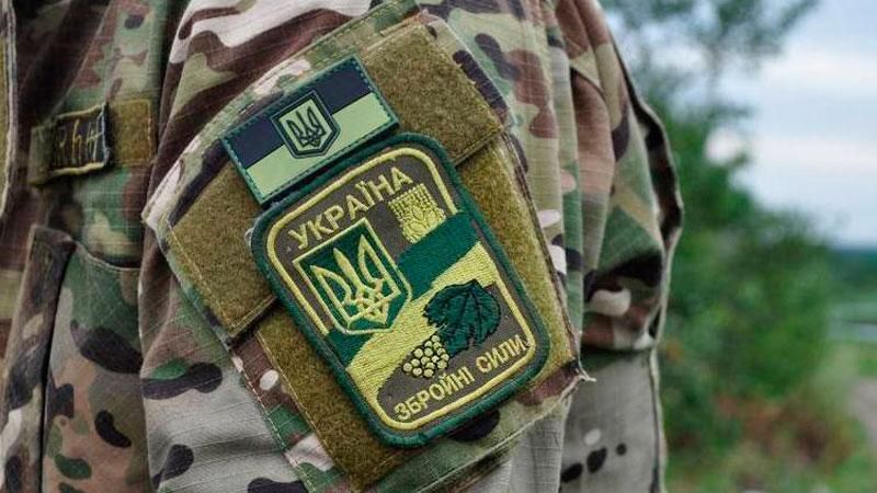 Вантажівка з українськими військовими підірвалася на Луганщині