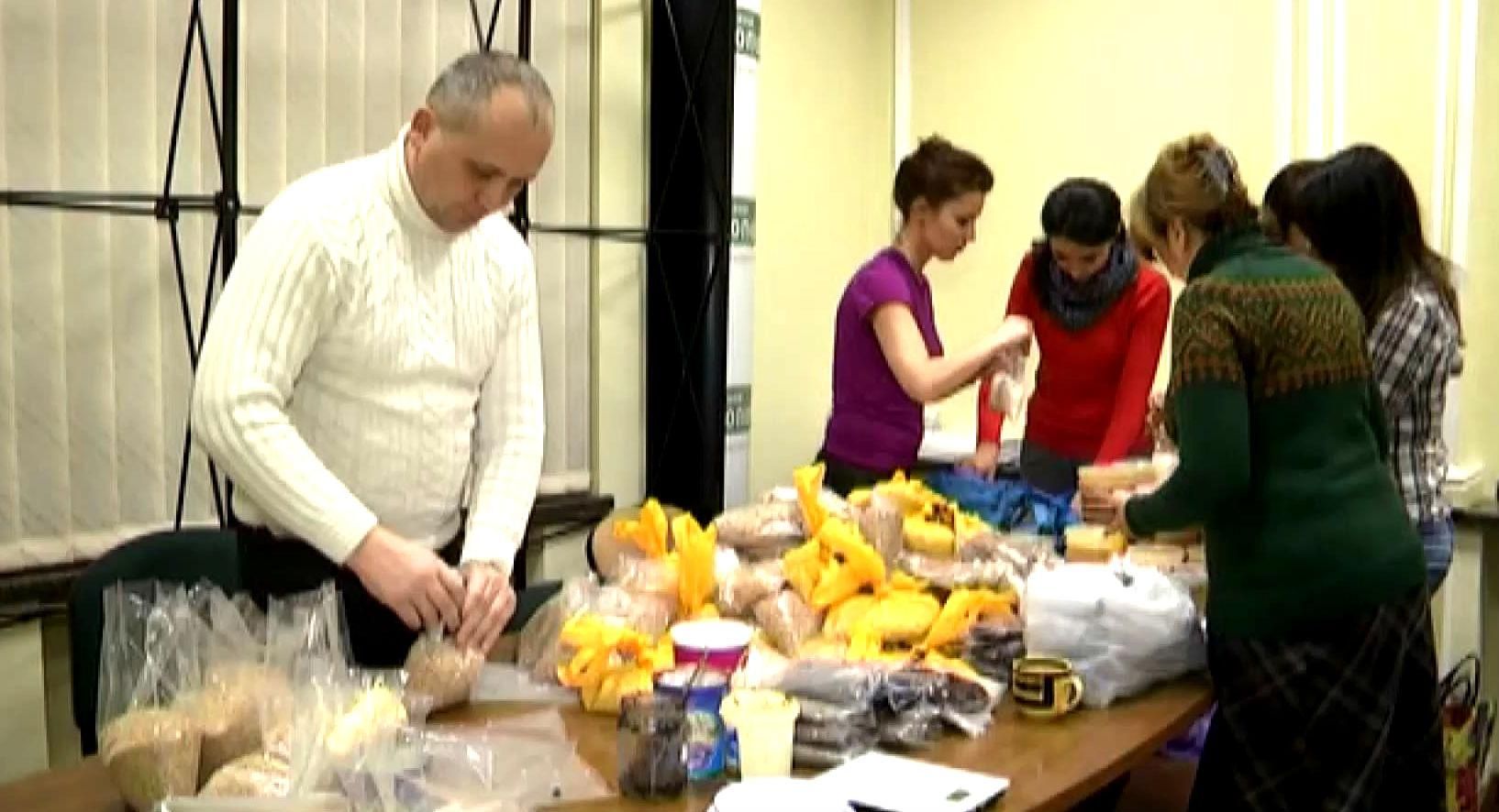 "Поделись кутьей с солдатом": горожане готовят для защитников Рождество "Поделись кутьей с солдатом": горожане готовят для защитников Рождество