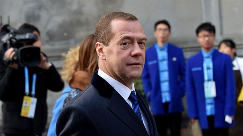 Медведев приказал "подтянуть" Крым до уровня России
