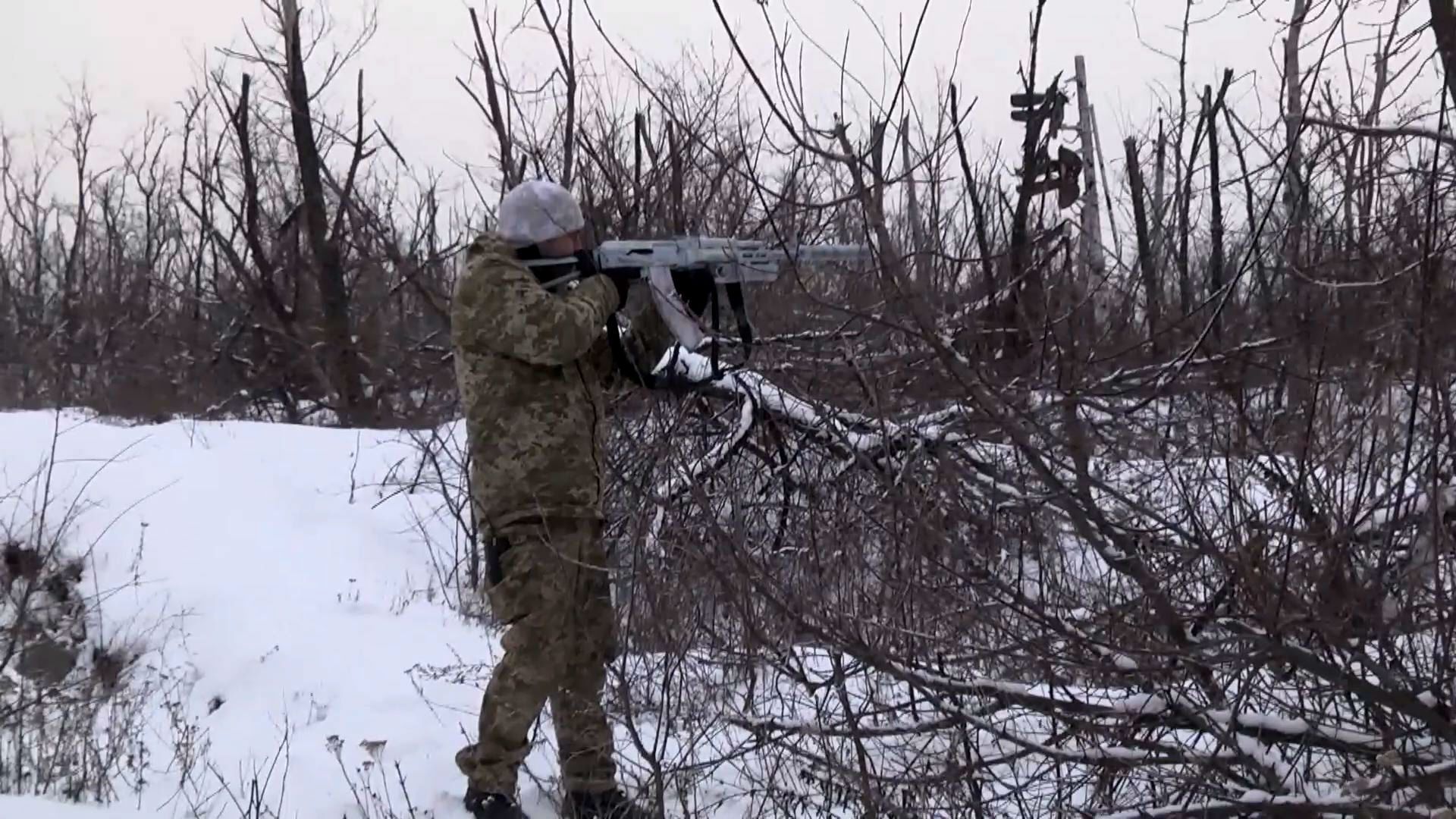 Как живут бойцы на одной из ближайших позиций с Донецким аэропортом