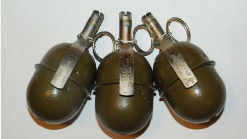 Военный в пассажирском автобусе перевозил рюкзак с гранатам