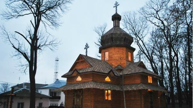 Перед Різдвом на Львівщині обікрали два храми 