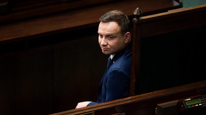 Дуда підписав закон, через який Польща може втратити частину повноважень в ЄС Дуда підписав закон, через який Польща може втратити частину повноважень в ЄС