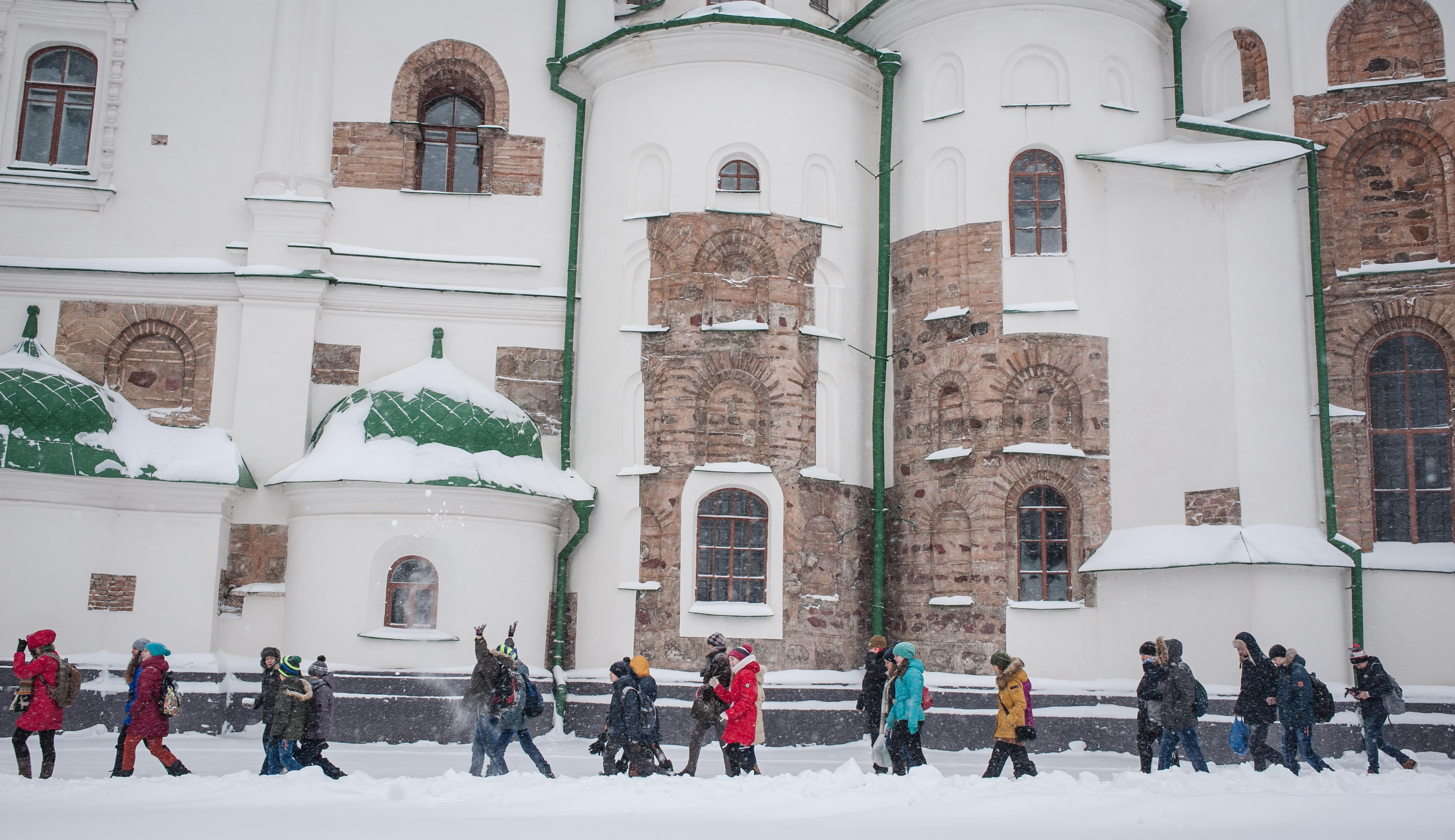 Как дети из зоны АТО становятся патриотами в Киеве
