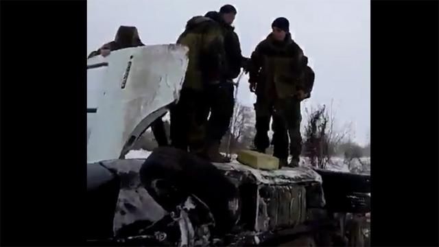 В Донецке перевернулся микроавтобус с боевиками