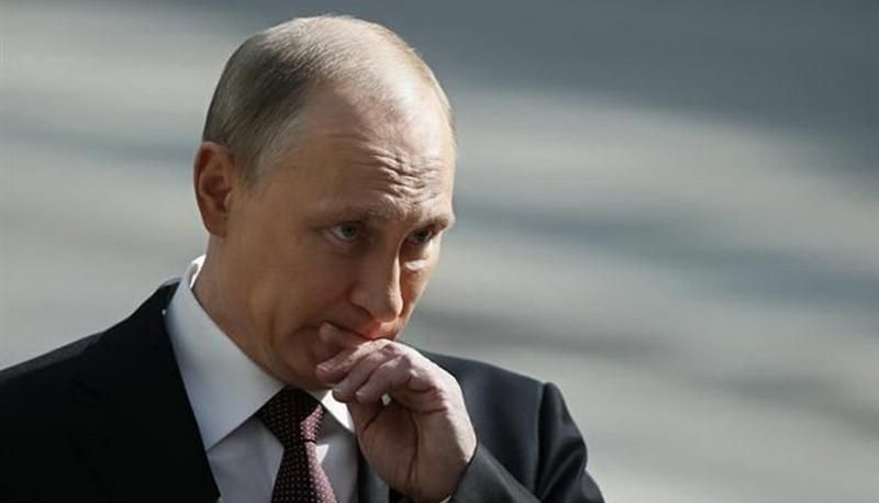 Путин жалуется на "глупые и вредные" санкции в отношении России