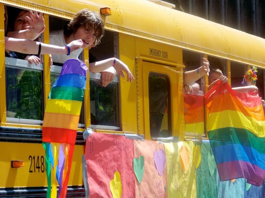 В Штатах открыли ЛГБТ-школу для детей от 5 лет В Штатах открыли ЛГБТ-школу для детей от 5 лет