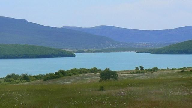 В Севастополе может прорвать дамбу водохранилища В Севастополе может прорвать дамбу водохранилища