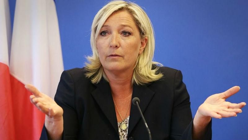 Французькі націоналісти приїхали в окупований Донецьк Французькі націоналісти приїхали в окупований Донецьк