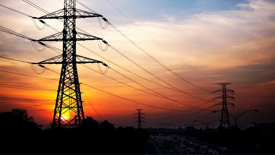 Из-за аварий на энергосетях несколько сел в Крыму полностью без света Из-за аварий на энергосетях несколько сел в Крыму полностью без света