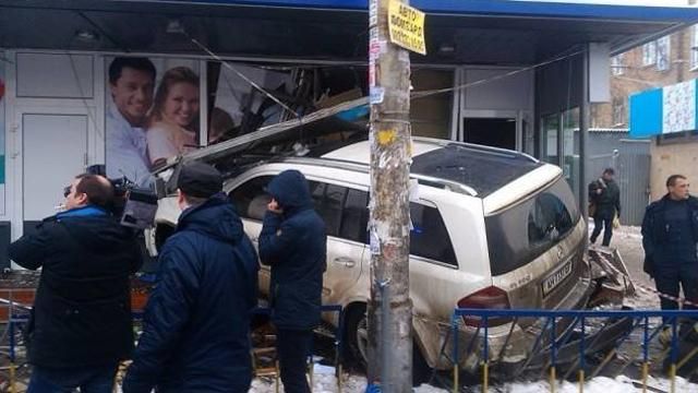 Київському "мажору"-вбивці висунули звинувачення Київському "мажору"-вбивці висунули звинувачення