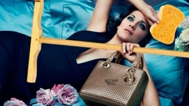 Сеть взорвалась шутками про уборщицу "Газпрома" с сумкой Dior