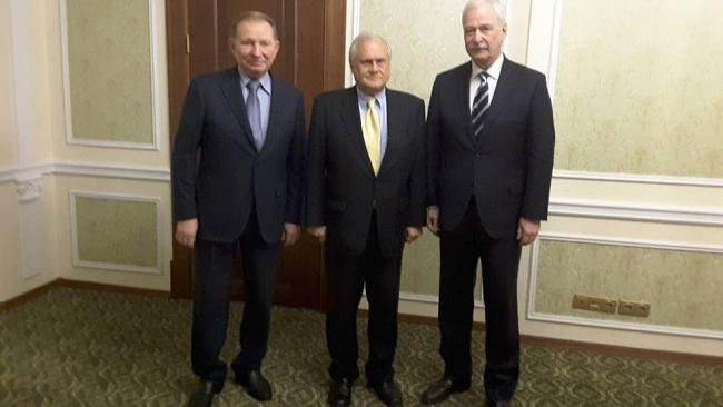 ТОП-новини: знову Мінськ, в Росії затримали українського бійця, смертоносна лавина у Франції ТОП-новини: знову Мінськ, в Росії затримали українського бійця, смертоносна лавина у Франції