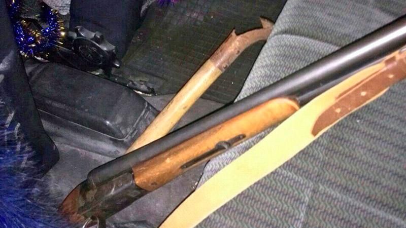 Неадекватна жінка обстріляла з рушниці знайомого в Києві Неадекватна жінка обстріляла з рушниці знайомого в Києві