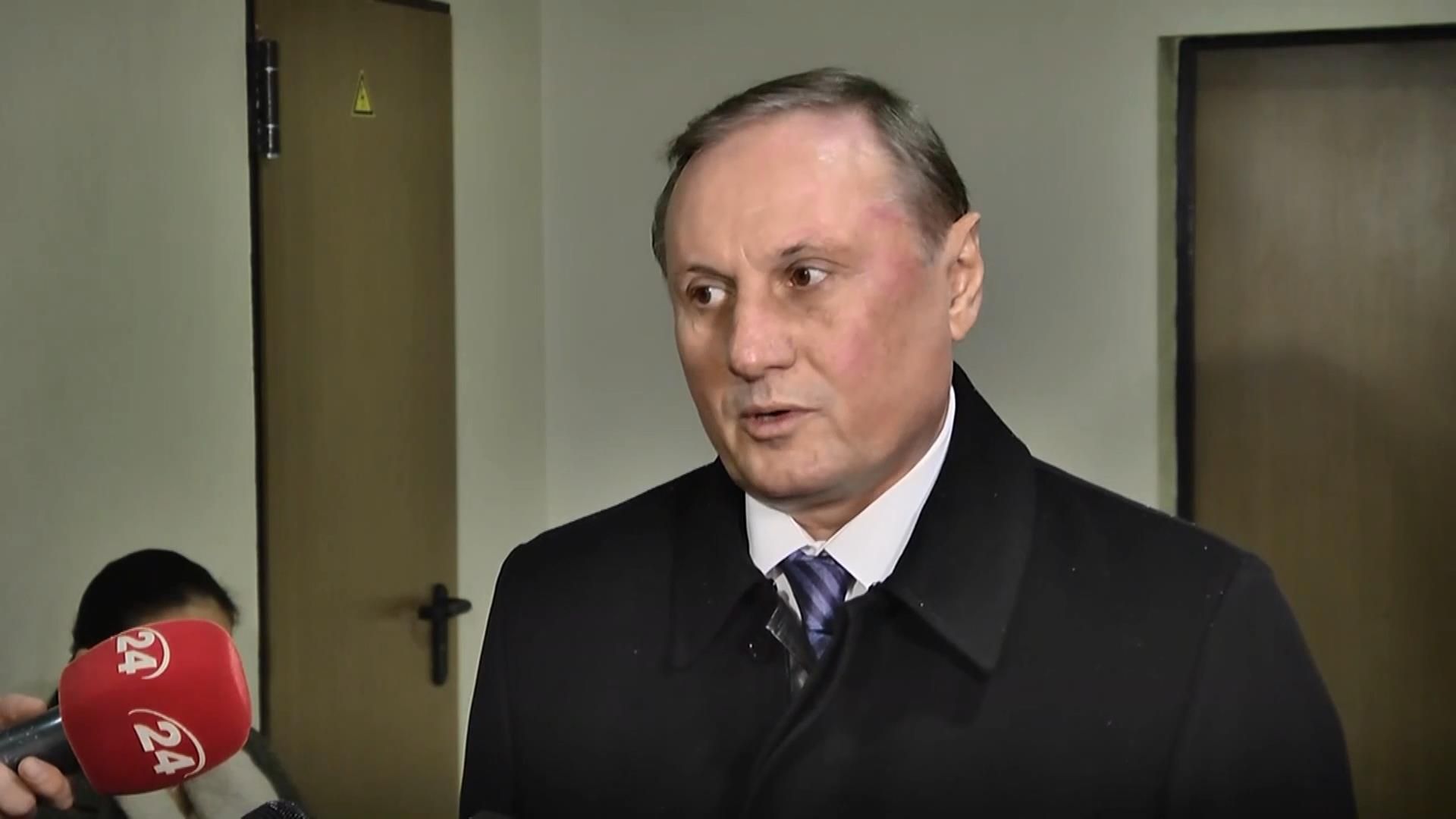 Апеляційний суд вирішує, що робити з екс-регіоналом Єфремовим Апеляційний суд вирішує, що робити з екс-регіоналом Єфремовим