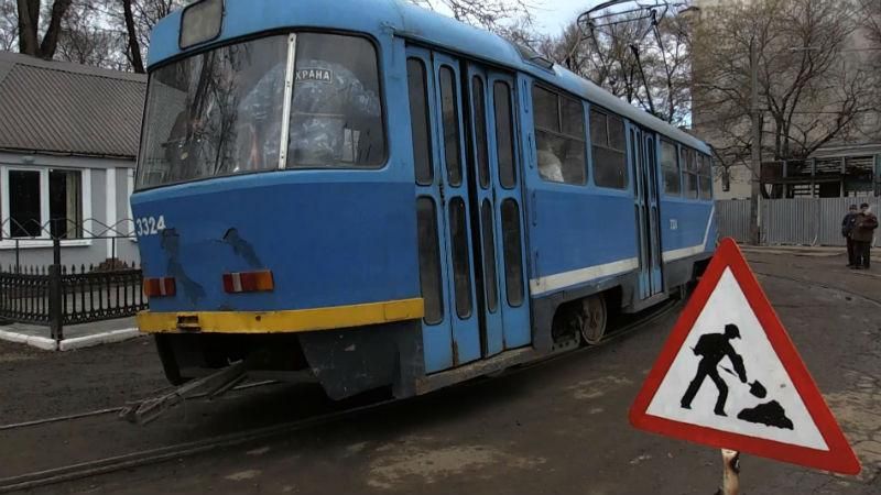 Жахлива трагедія в Одесі: трамвай насмерть збив чоловіка