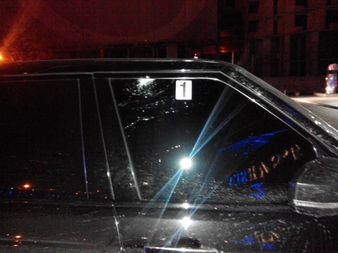 Появилось видео с последствиями покушения на однопартийца Ляшко Появилось видео с последствиями покушения на однопартийца Ляшко