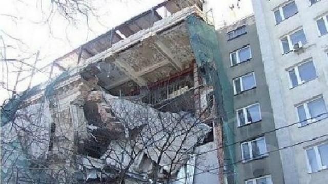 Подробности ужасного взрыва в доме Донецкой области: один ребенок умер, ищут младенца
