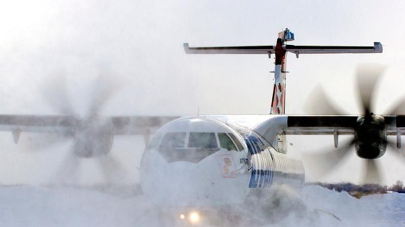 Літак викотився за злітно-посадкову смугу в Жулянах
