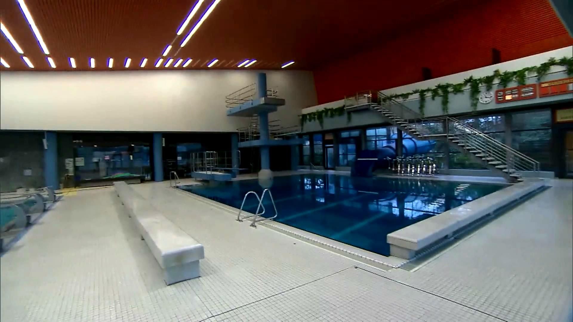 Беженцам-мужчинам запретили посещать бассейн в одном из немецких городов