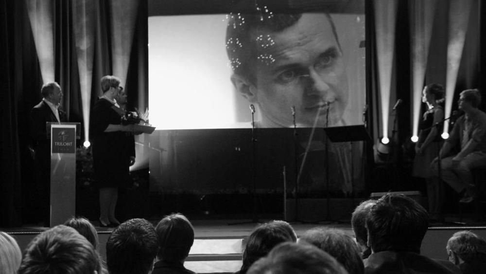 В Чехии наградили "узника Путина" В Чехии наградили "узника Путина"