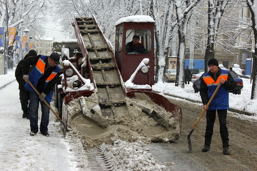 Негода залишила українців у 5 областях без світла 