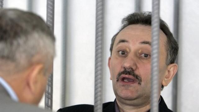"Судья-колядник" Зварыч вышел на свободу благодаря "закону Савченко"