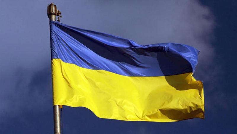 В оккупированном Первомайске на несколько часов вывесили флаг Украины