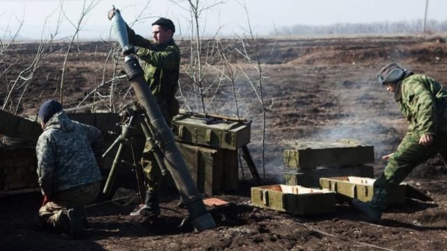 Поблизу Маріуполя неспокійно — бойовики знову використовують міномети