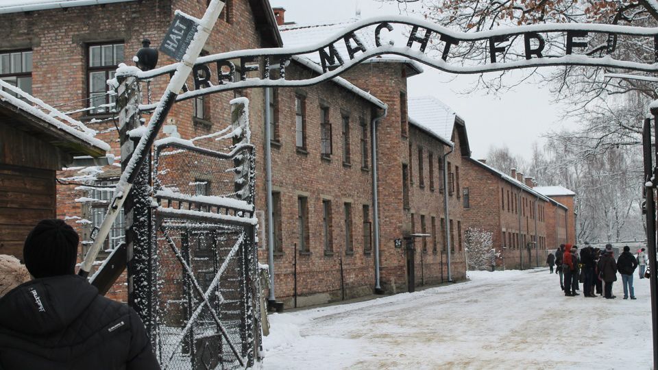 У Німеччини судитимуть 95-річного чоловіка за масові вбивства У Німеччини судитимуть 95-річного чоловіка за масові вбивства