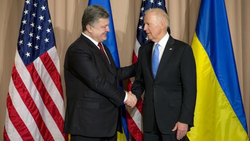 Про що 4 години говорили Порошенко і Байден: подробиці зустрічі Про що 4 години говорили Порошенко і Байден: подробиці зустрічі