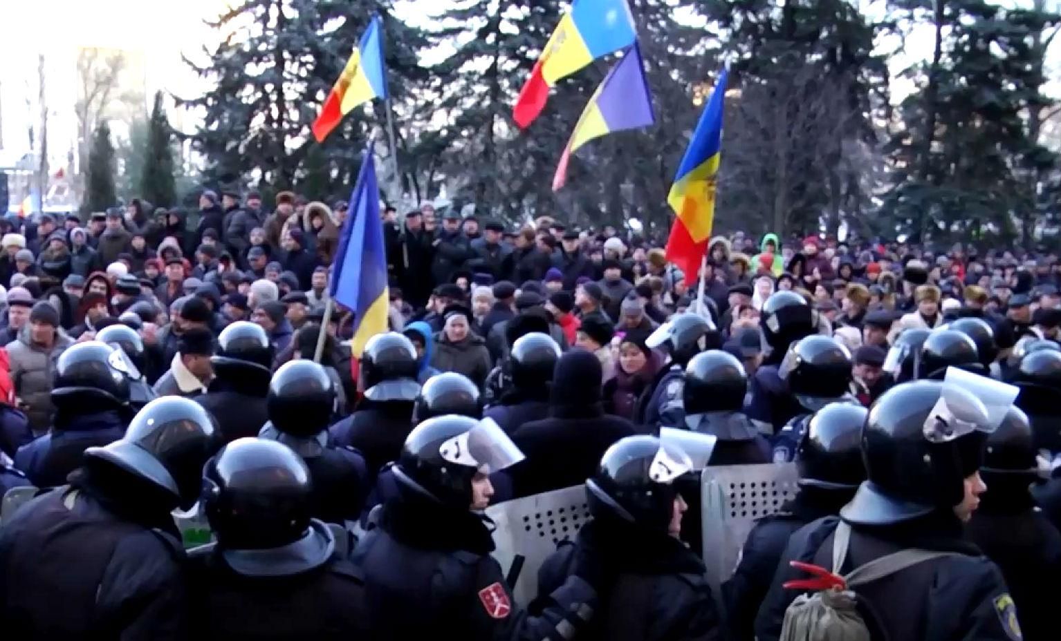Как прошел второй день протестов в Молдове