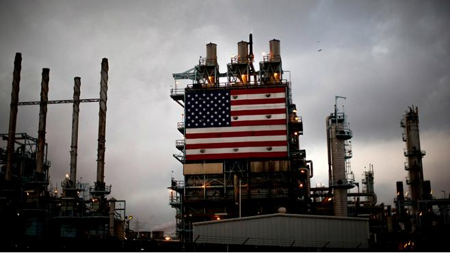 Новый удар по цене на нефть: в Европу впервые за 40 лет прибыл танкер с американским топливом