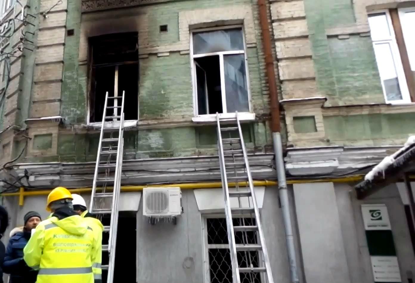 Пожежа у будинку посла МЗС могла бути помстою Пожежа у будинку посла МЗС могла бути помстою