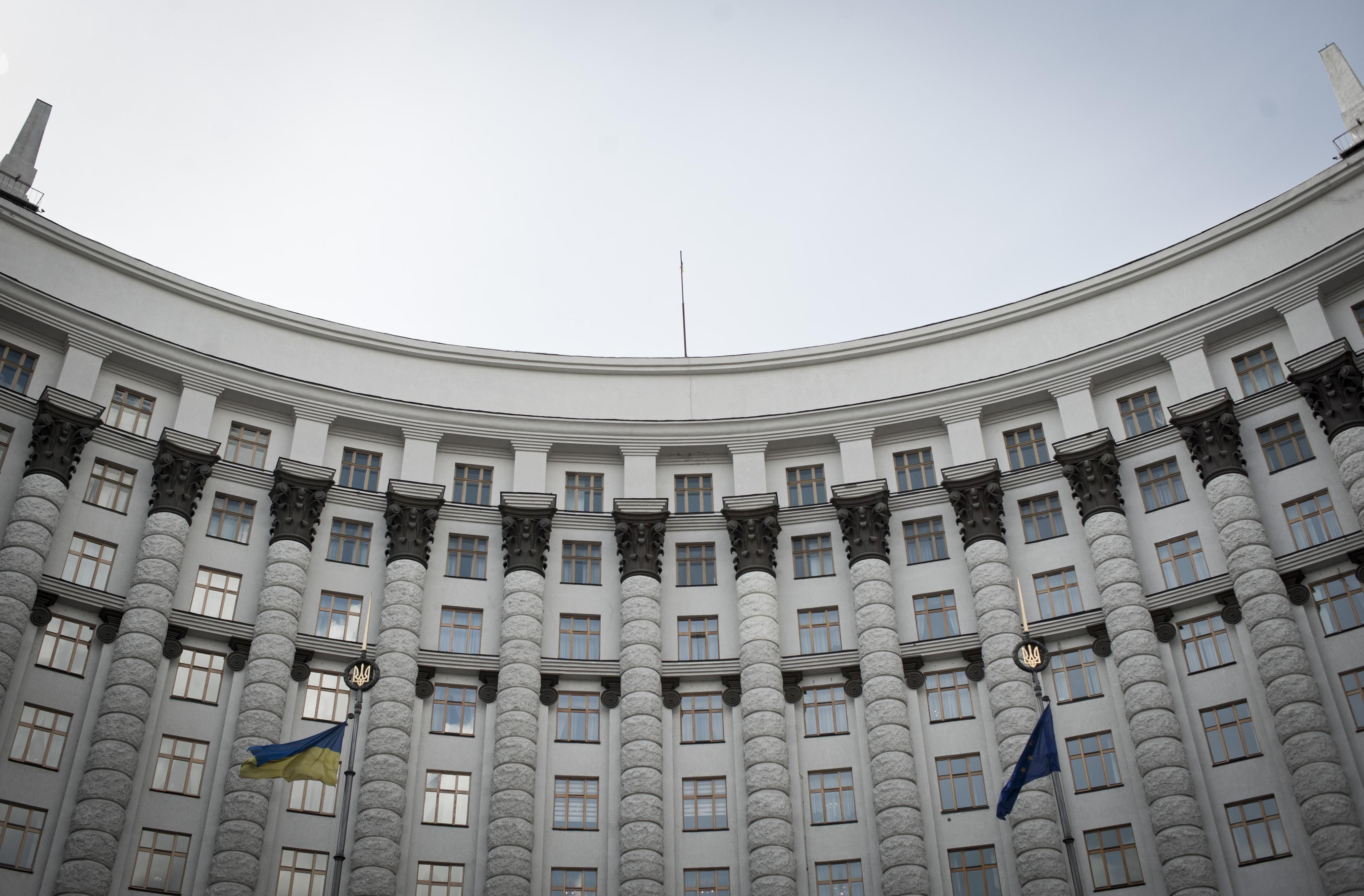 "Самопоміч" відкликає свого міністра та пропонує обрати новий уряд "Самопоміч" відкликає свого міністра та пропонує обрати новий уряд