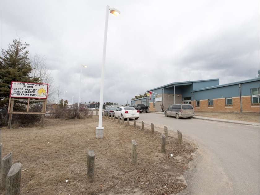 В Канадской школе погибли дети В Канадской школе погибли дети