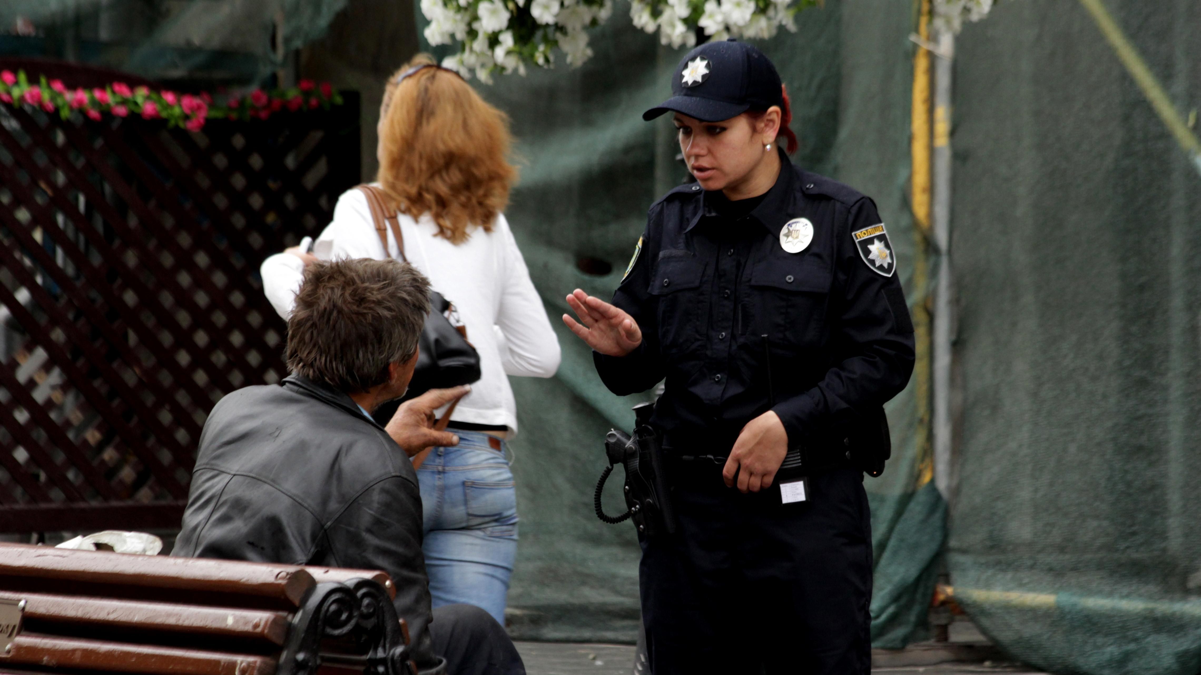 Поліцейські заговорять мовою жестів у Вінниці
