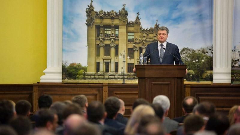 Порошенко не сможет вернуть Донбасс в этом году, — волонтер Порошенко не сможет вернуть Донбасс в этом году, — волонтер