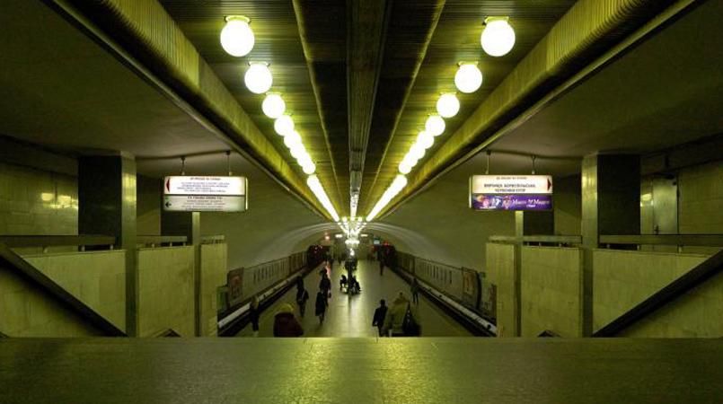 В киевском метро пассажир попросил вызвать ему "скорую" и скончался до ее приезда