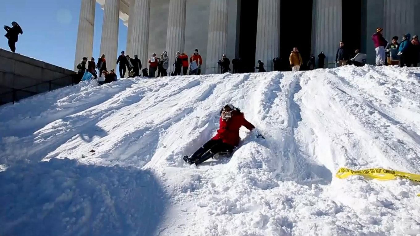 Буря превратила историческое место США в бесплатный аттракцион Буря превратила историческое место США в бесплатный аттракцион