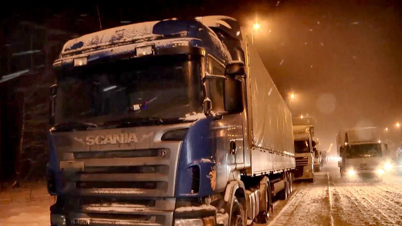 Как Киев приходит в себя после снежной бури