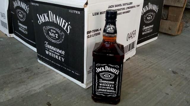 Партию нелегальных элитных напитков задержали в Виннице Партию нелегальных элитных напитков задержали в Виннице