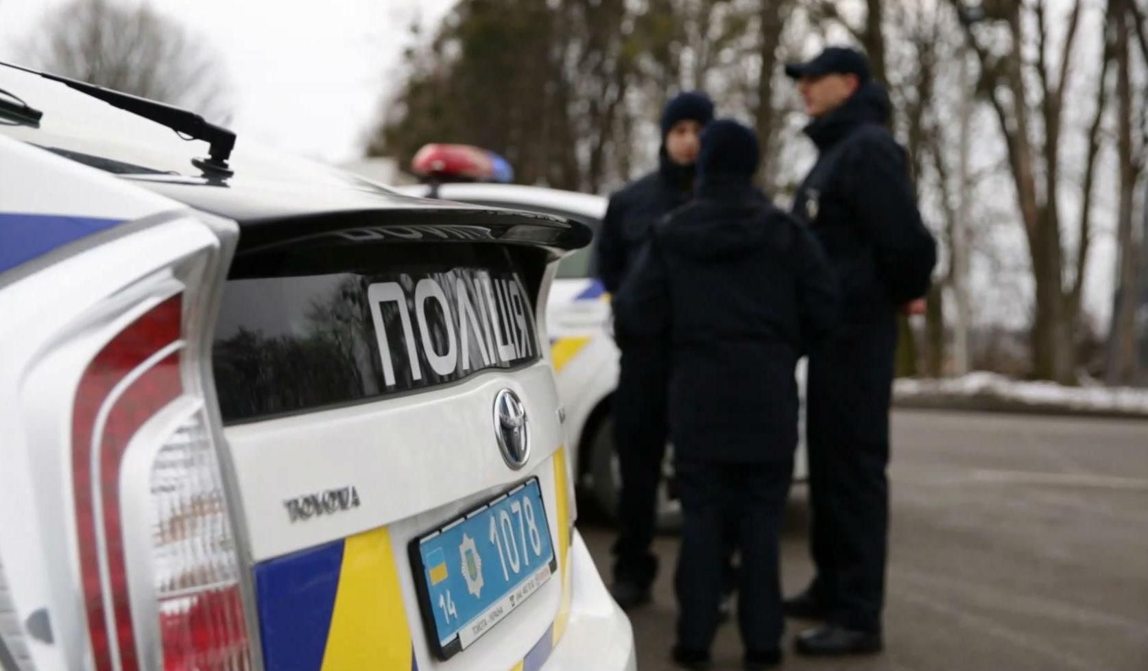 Новим поліцейським на Львівщині у перший день пропонували хабар