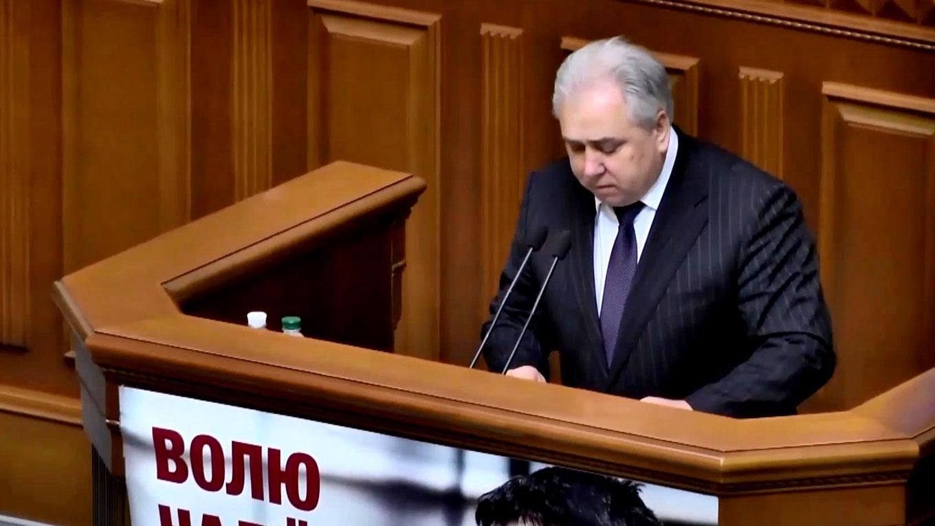 Новоназначенные судьи Конституционного суда приняли присягу Новоназначенные судьи Конституционного суда приняли присягу