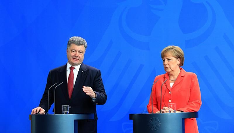Порошенко їде до Берліна на переговори з Меркель Порошенко їде до Берліна на переговори з Меркель