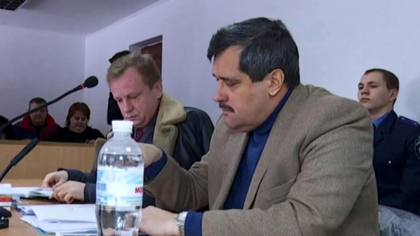 На лаві підсудних опинився екс-начальник штабу АТО
На лаві підсудних опинився екс-начальник штабу АТО