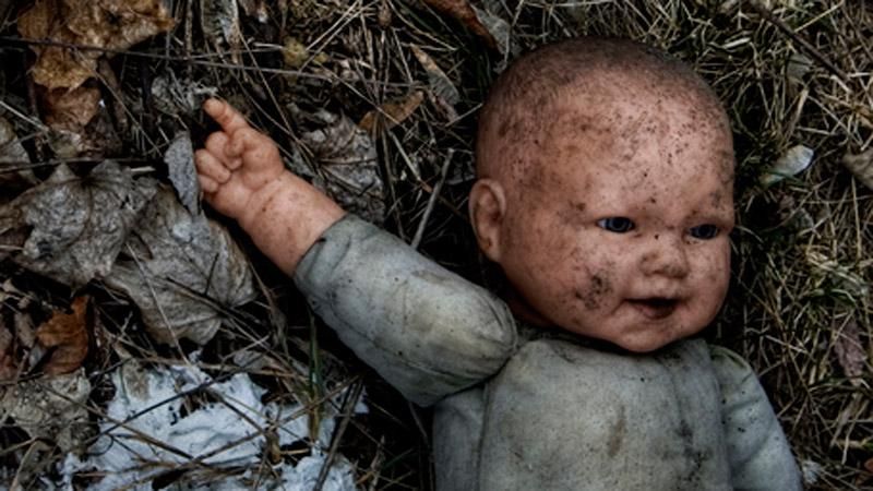 Пьяная компания выбросила младенца с 9-го этажа Пьяная компания выбросила младенца с 9-го этажа