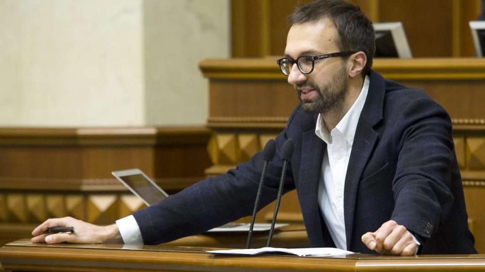 Лещенко — знаряддя президента проти "Народного фронту", — експерт Лещенко — знаряддя президента проти "Народного фронту", — експерт