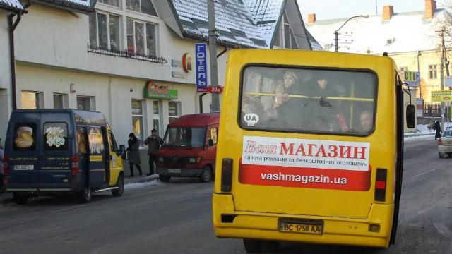 Полиция задержала пьянющего водителя переполненной маршрутки во Львове Полиция задержала пьянющего водителя переполненной маршрутки во Львове