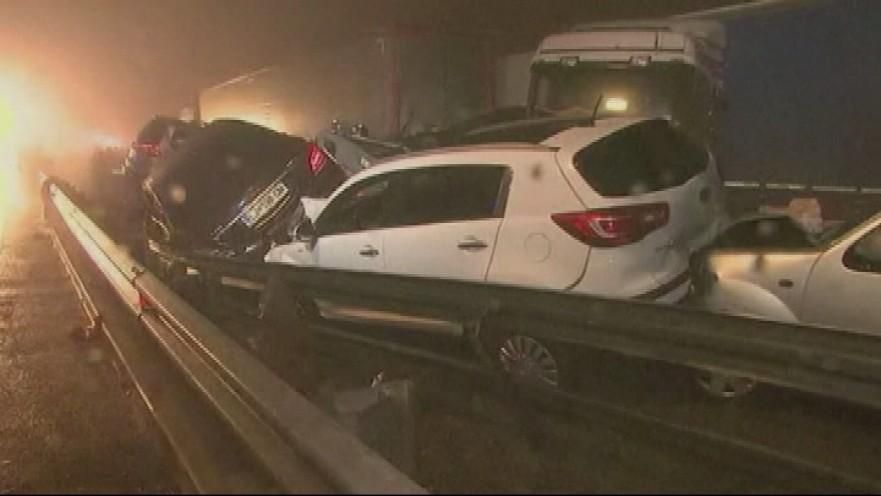 У Словенії страшна ДТП за участі 50 машин: є жертви У Словенії страшна ДТП за участі 50 машин: є жертви